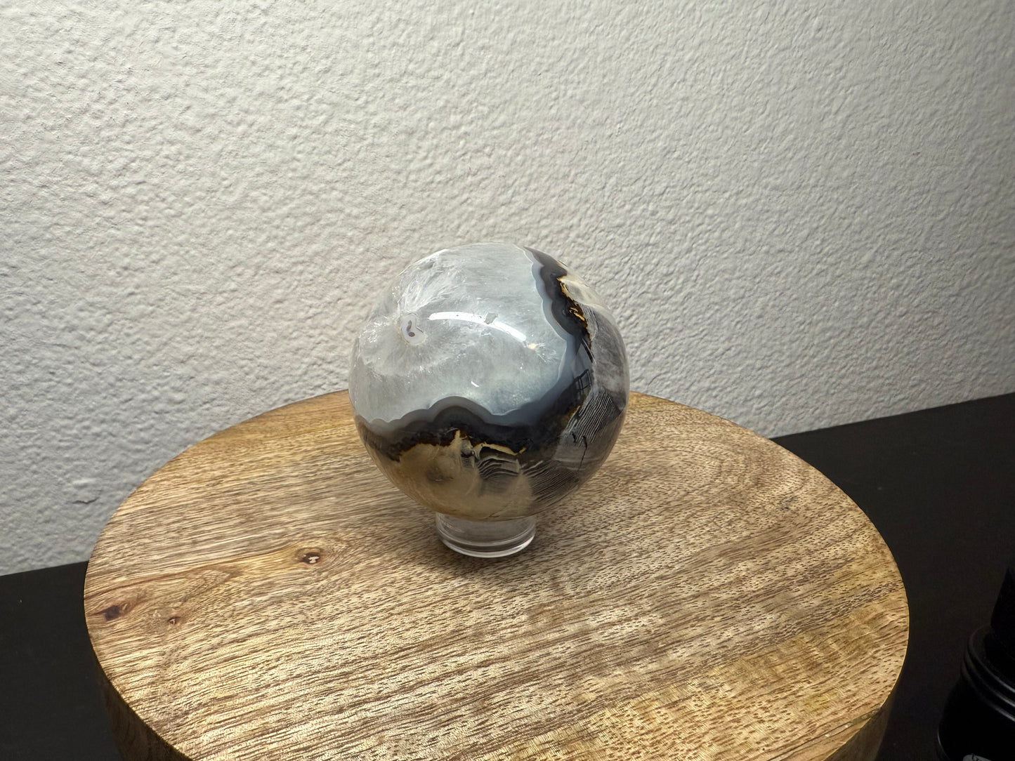 Volcano Agate Sphere (370g)*UV REACTIVE*