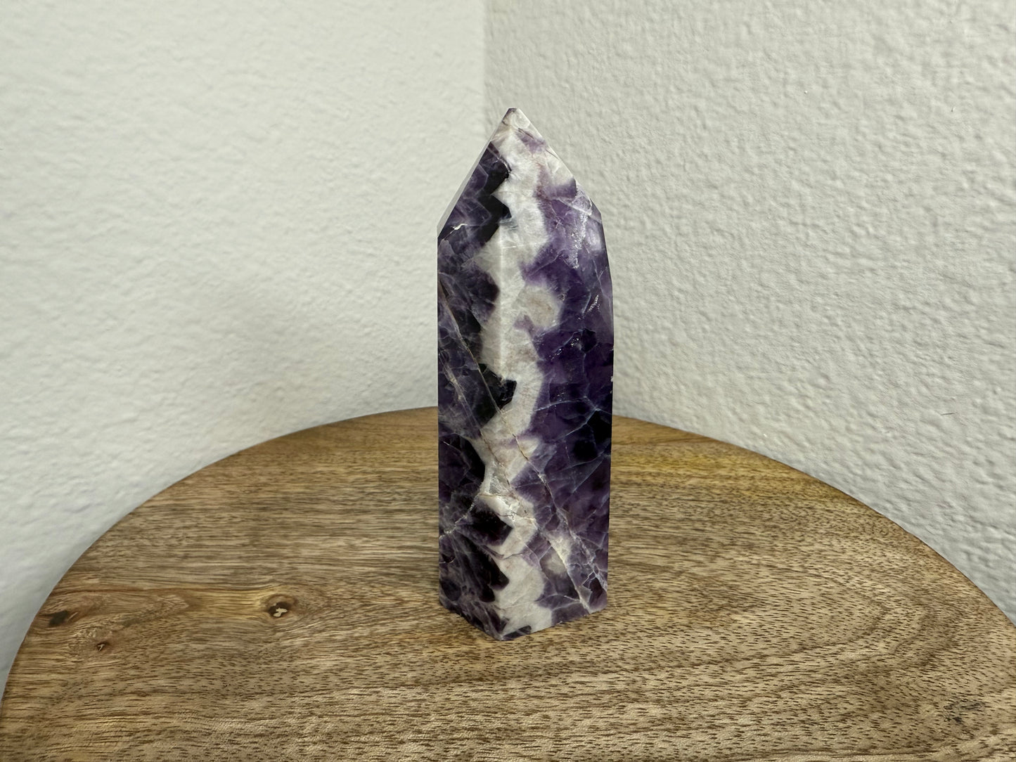 Chevron/Dream Amethyst Tower (200g)(Imperfect)