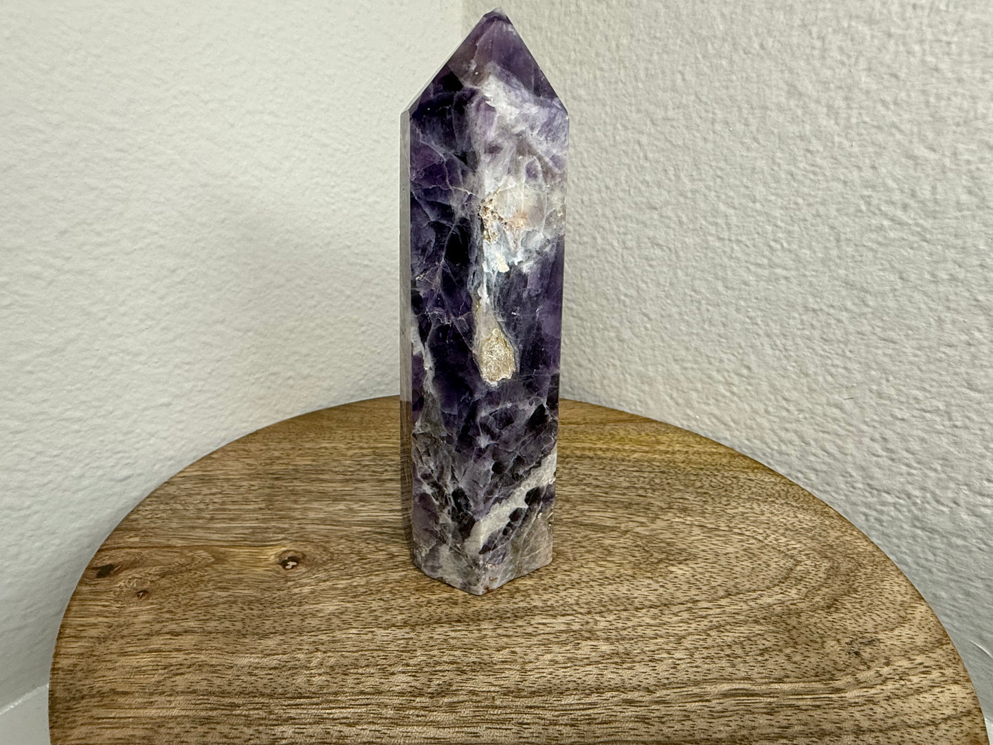 Chevron/Dream Amethyst Tower (260g) (Imperfect Tip)