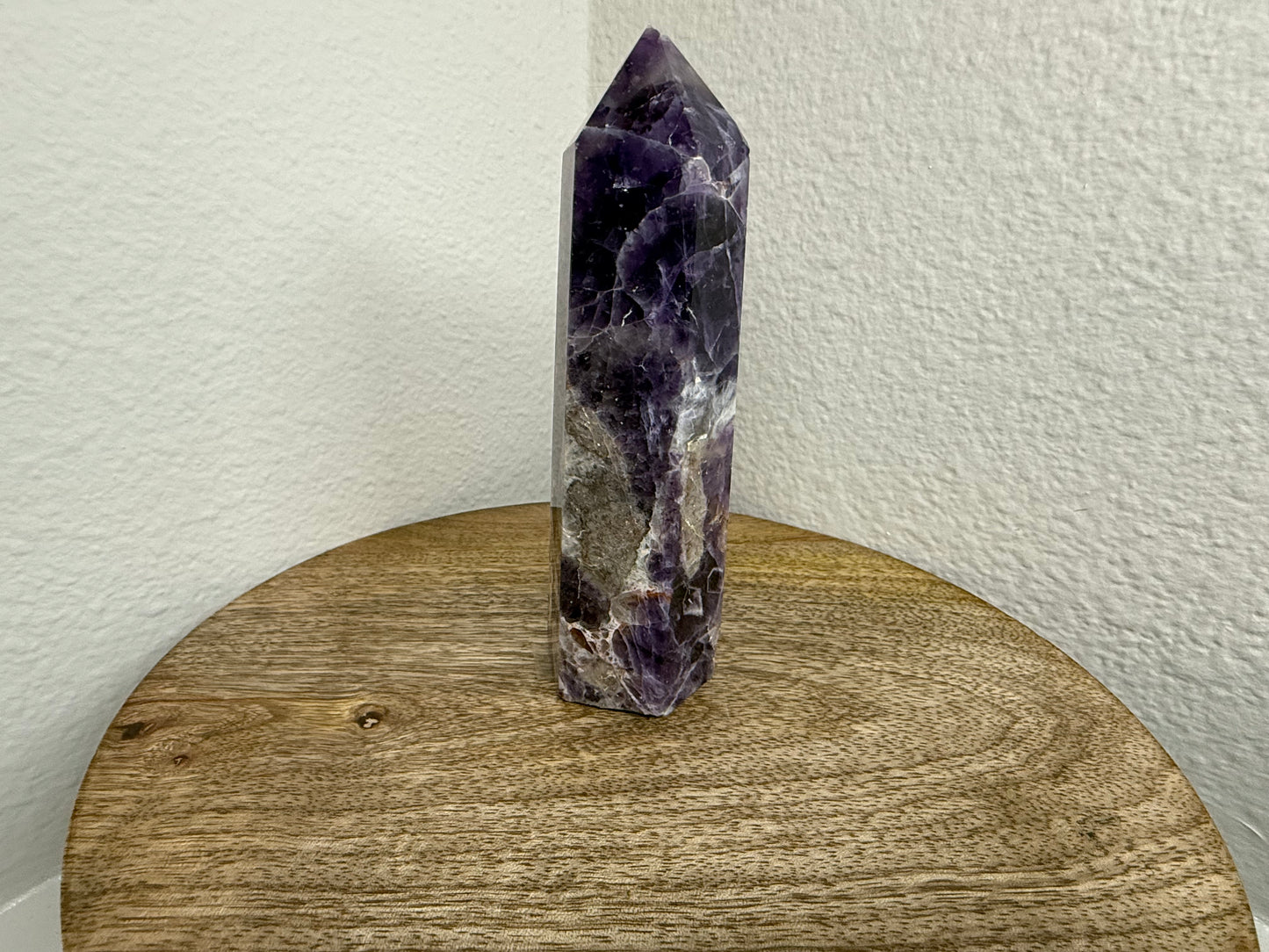 Chevron/Dream Amethyst Tower (260g) (Imperfect Tip)