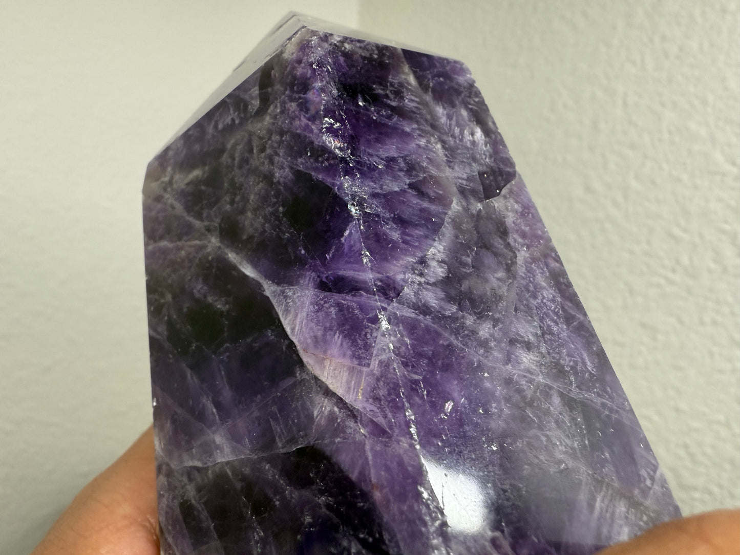 Large Chevron/Dream Amethyst Tower (960g) (Imperfect Rough Edge)