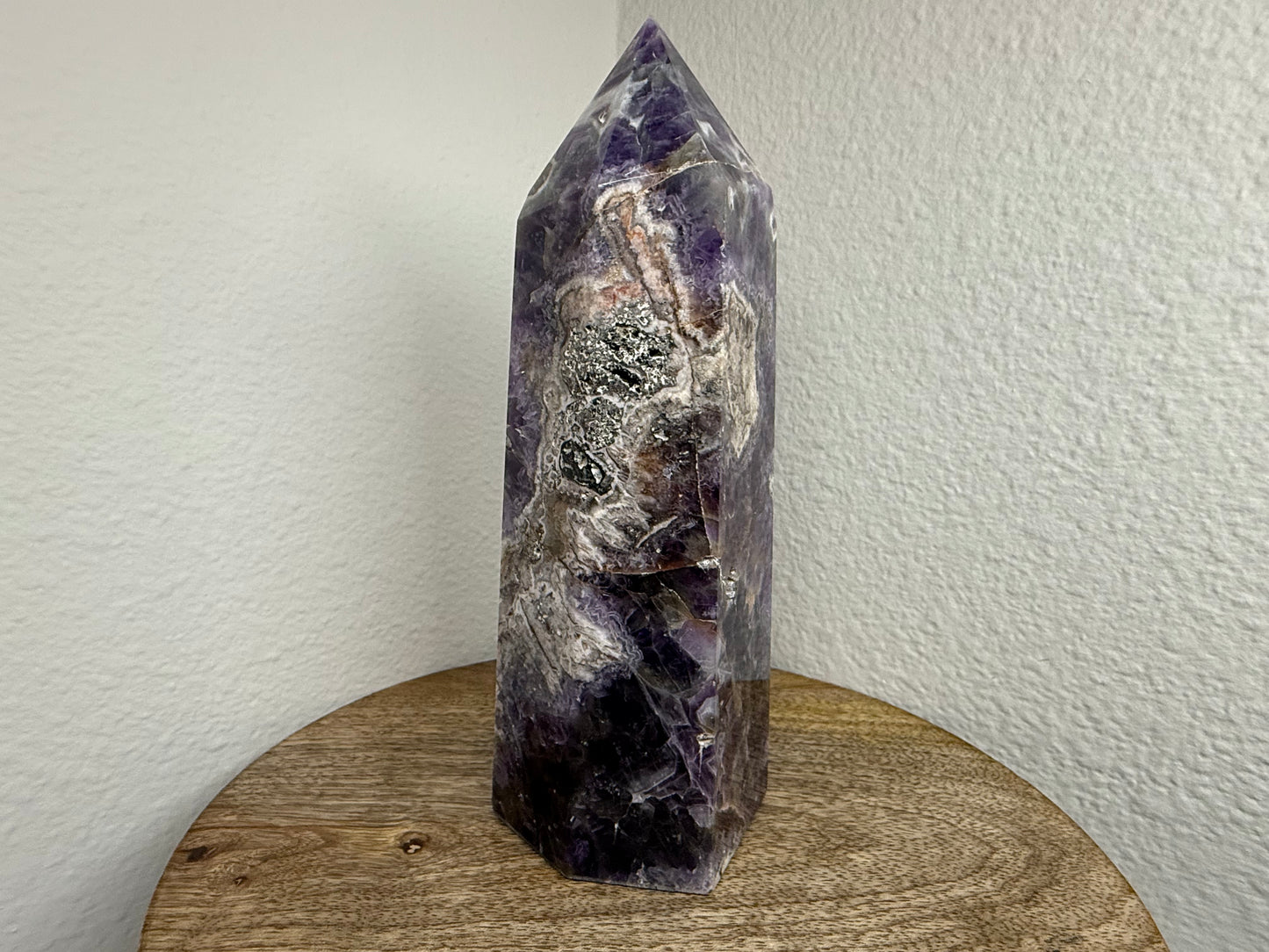 Large Chevron/Dream Amethyst Tower (820g) (6in)