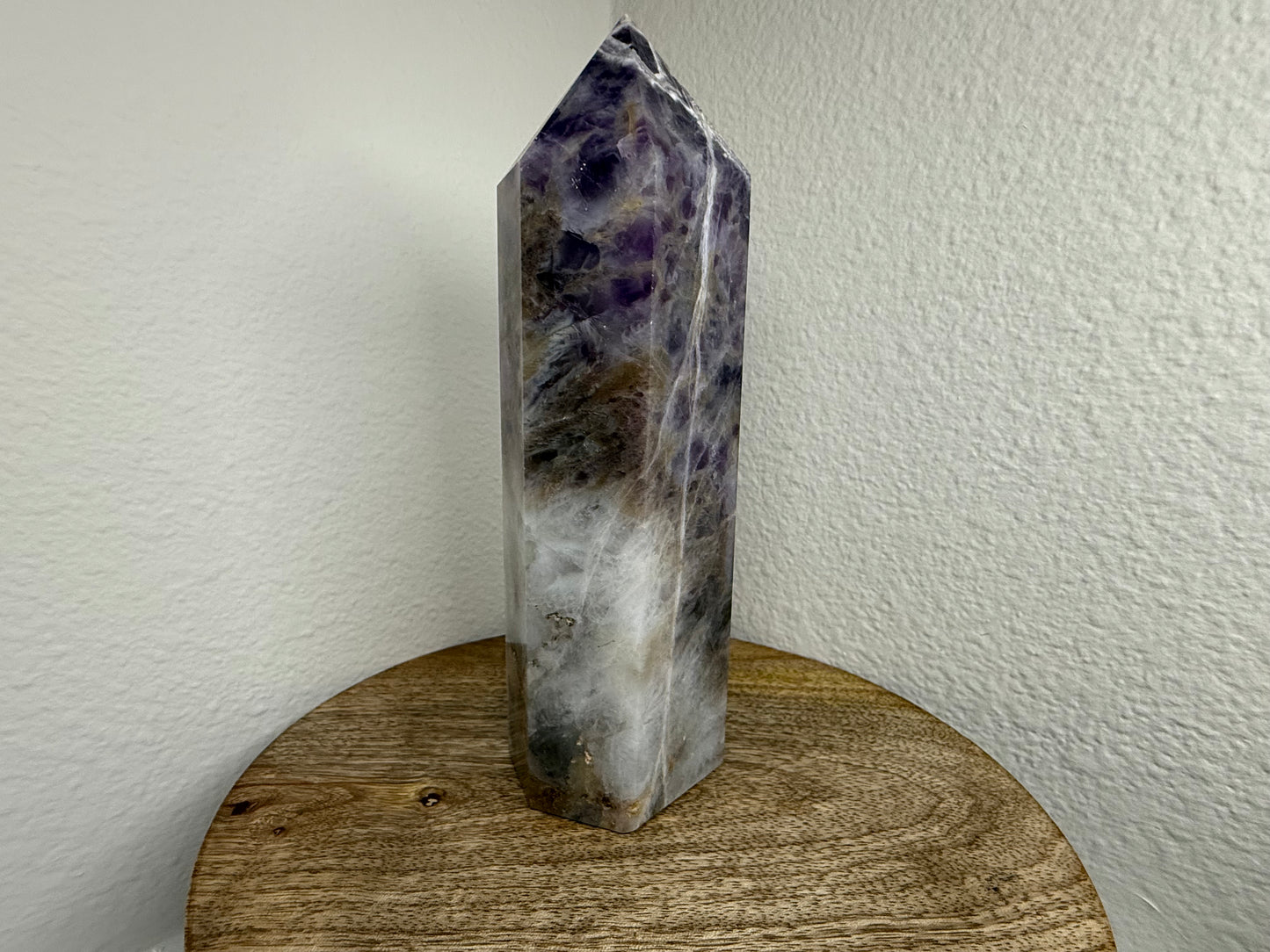 Large Chevron/Dream Amethyst Tower (910g) (7in)