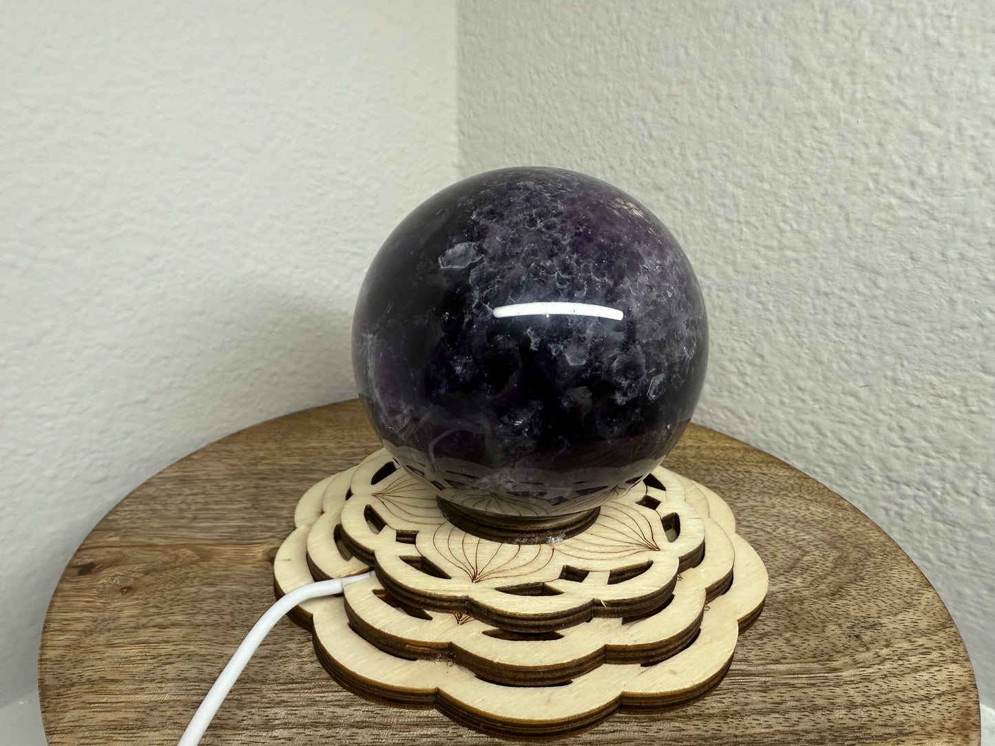 Large Chevron/Dream Amethyst Sphere (600g)
