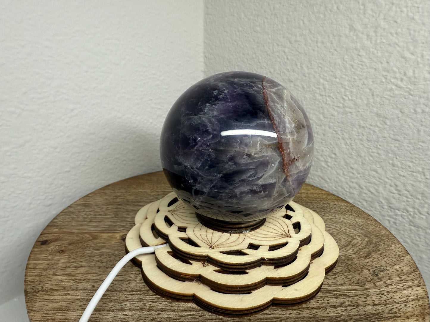 Large Chevron/Dream Amethyst Sphere (600g)