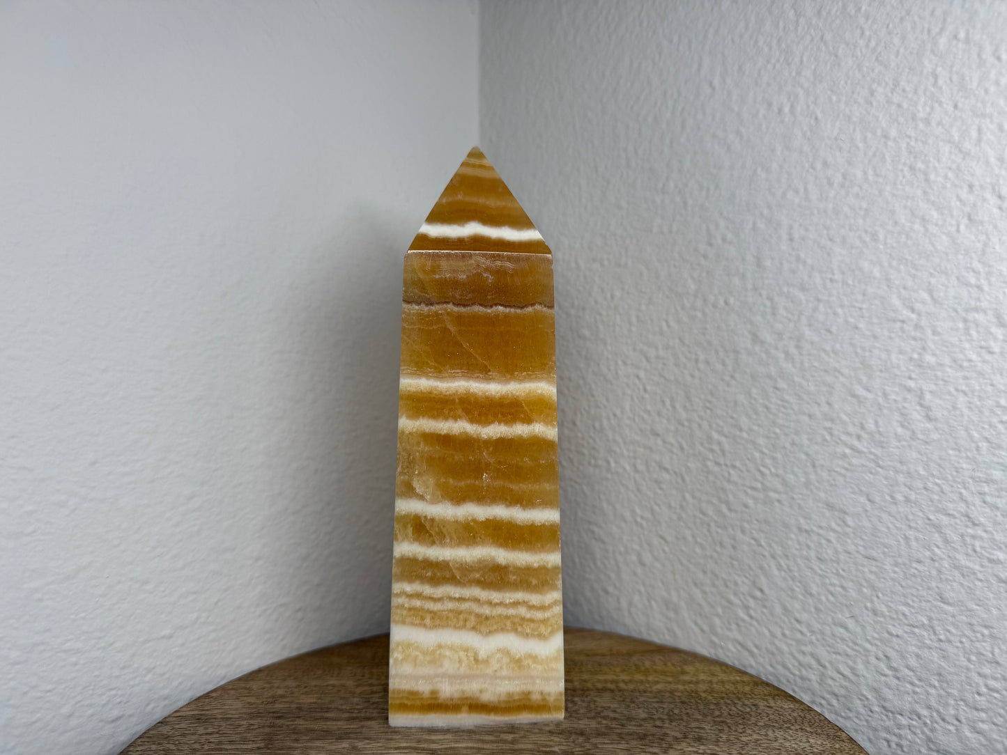 Large Honey/White Calcite Tower (860g)(7in)(Slight Imperfect Tip)