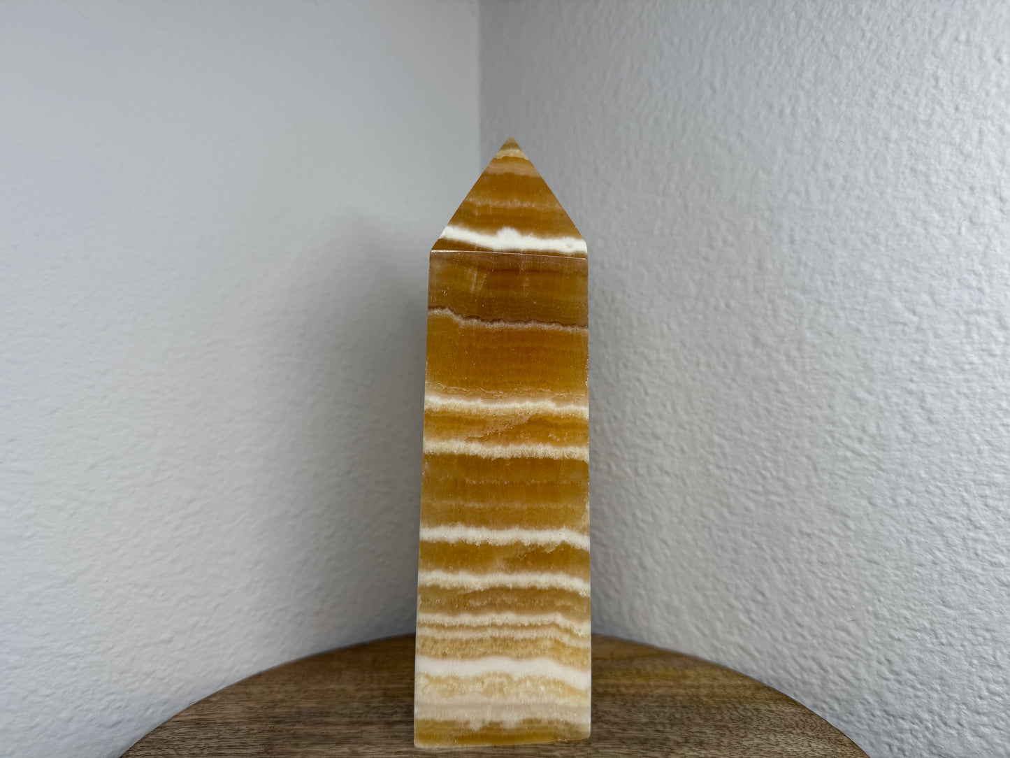 Large Honey/White Calcite Tower (860g)(7in)(Slight Imperfect Tip)