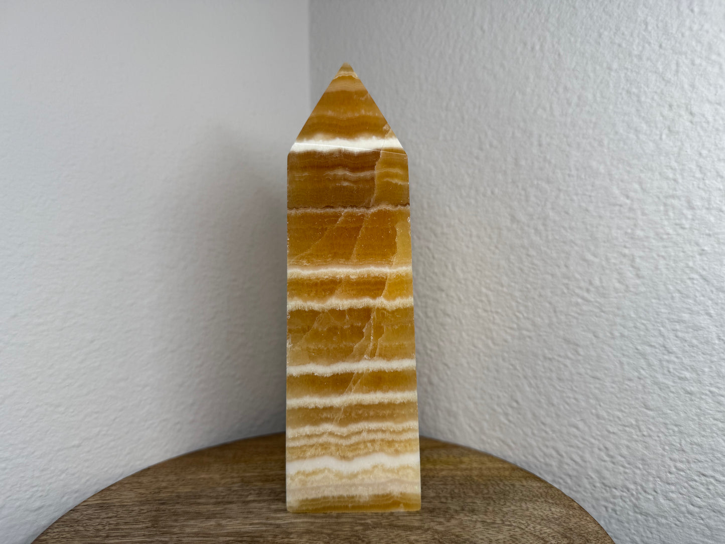 Large Honey/White Calcite Tower (860g)(7in)(Slight Imperfect Tip)