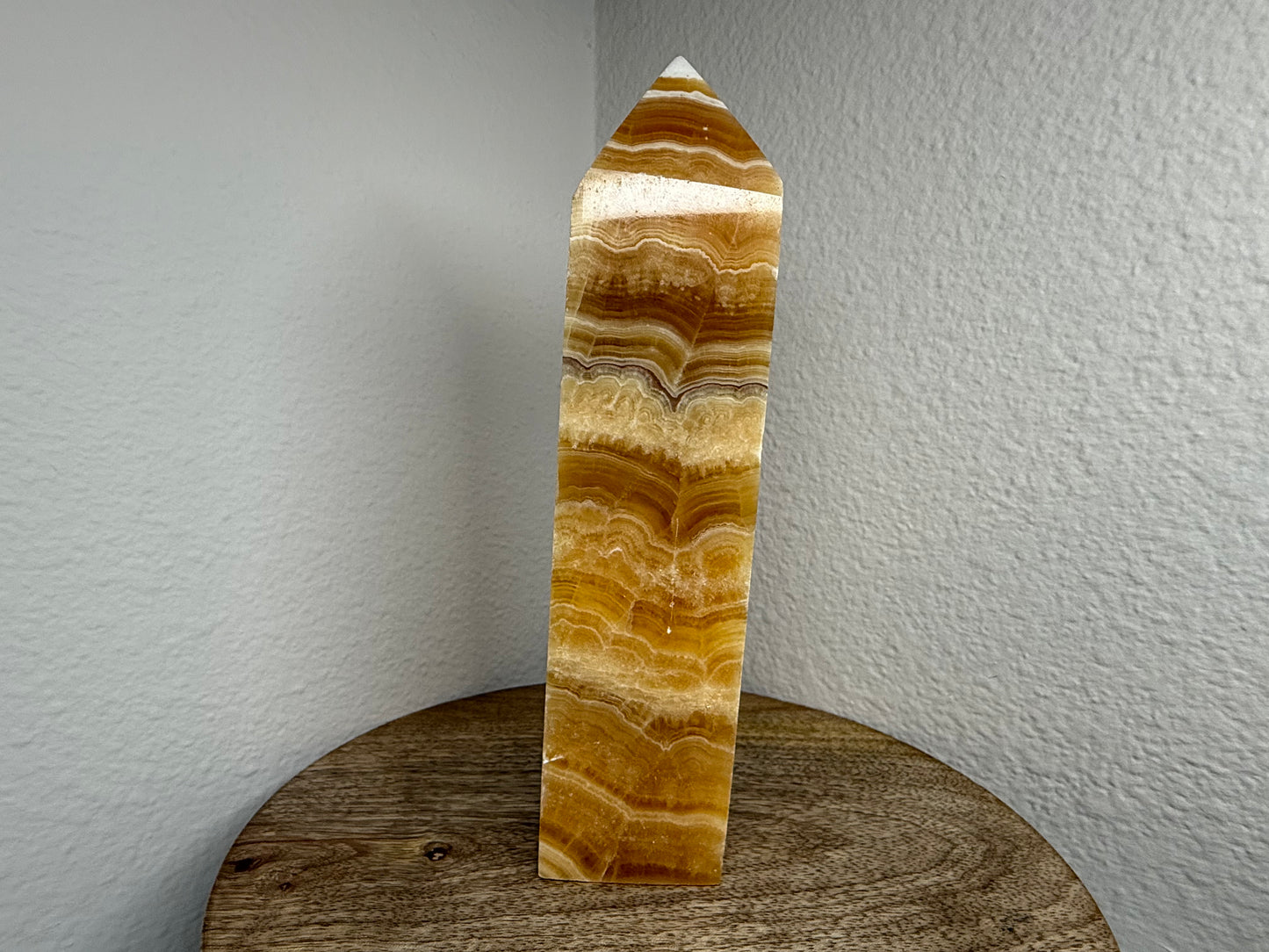 Large Honey/White Calcite Tower (990g)(7in)(Slight-Imperfect Tip)