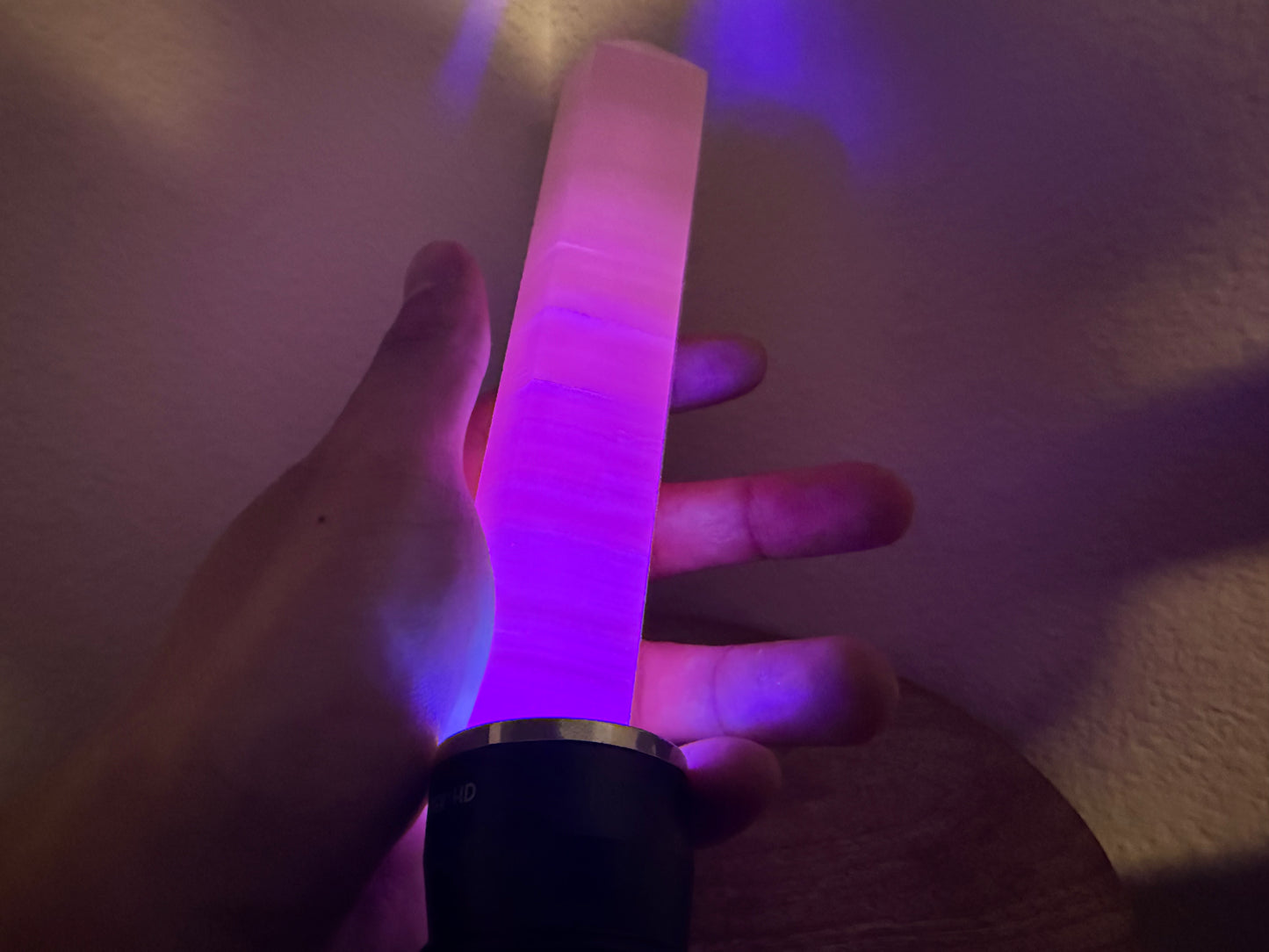 Pink Mangano Calcite *UV REACTIVE* (320g)(6in)