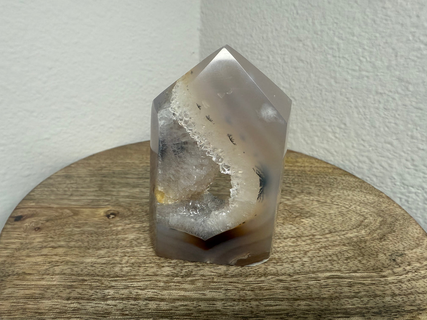 Druzy Agate Quartz Tower (180g)