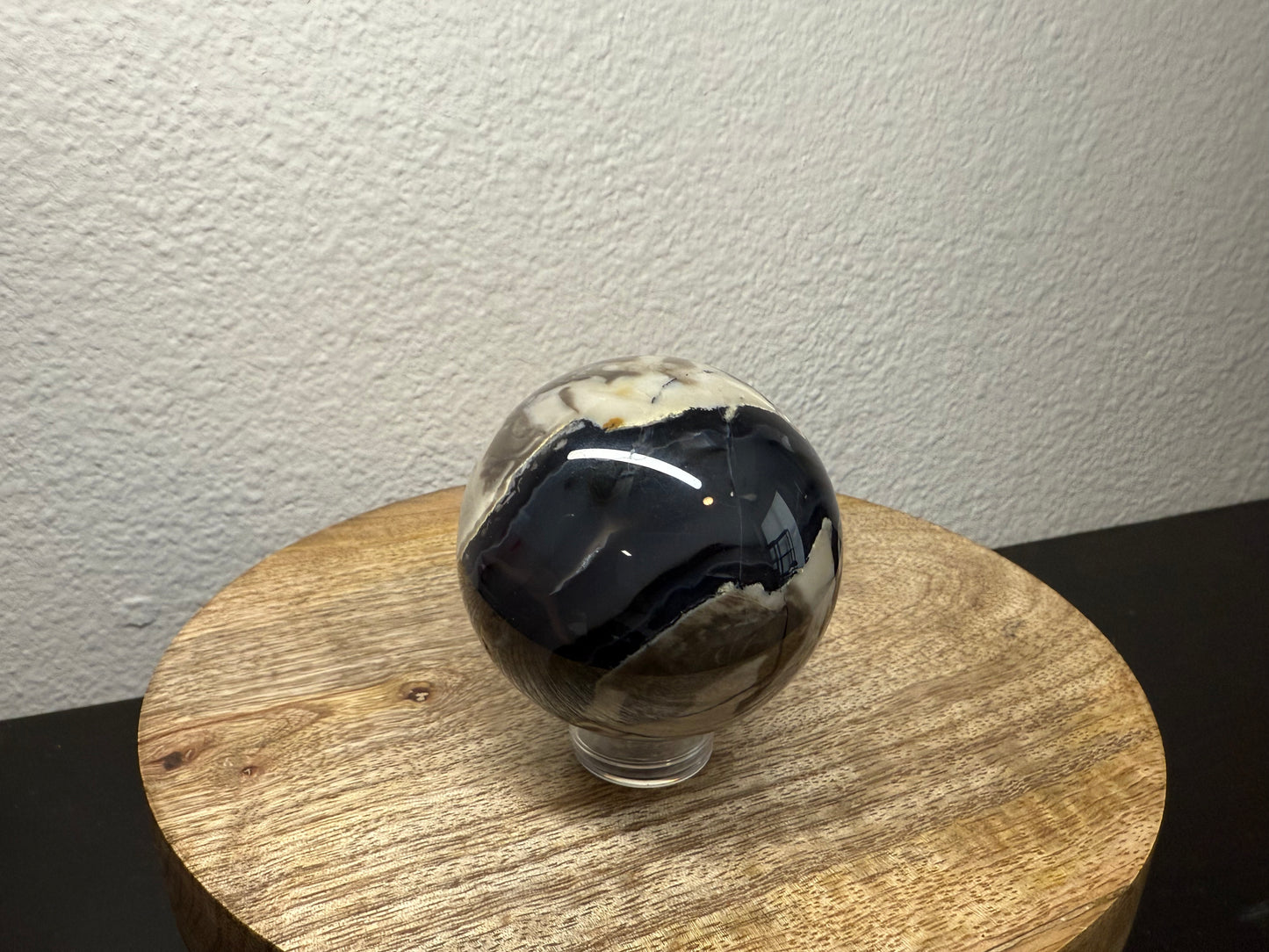 Volcano Agate Sphere (310g)*UV REACTIVE*