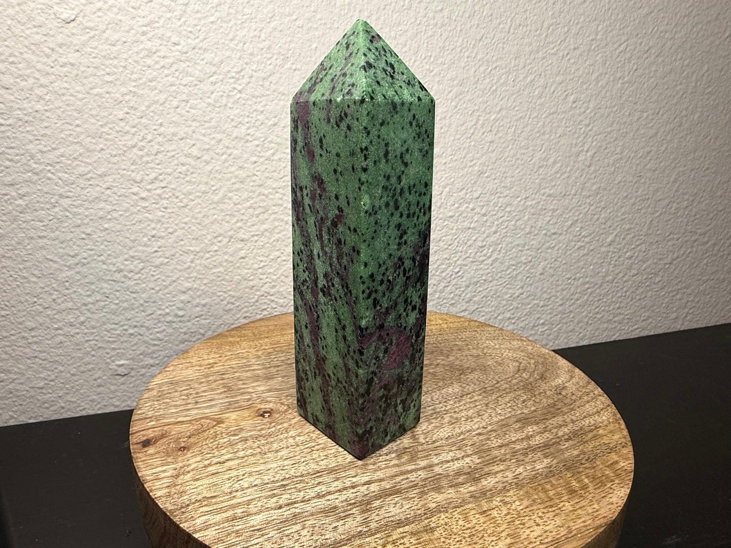 Ruby Zoisite Tower (520g) *UV REACTIVE*