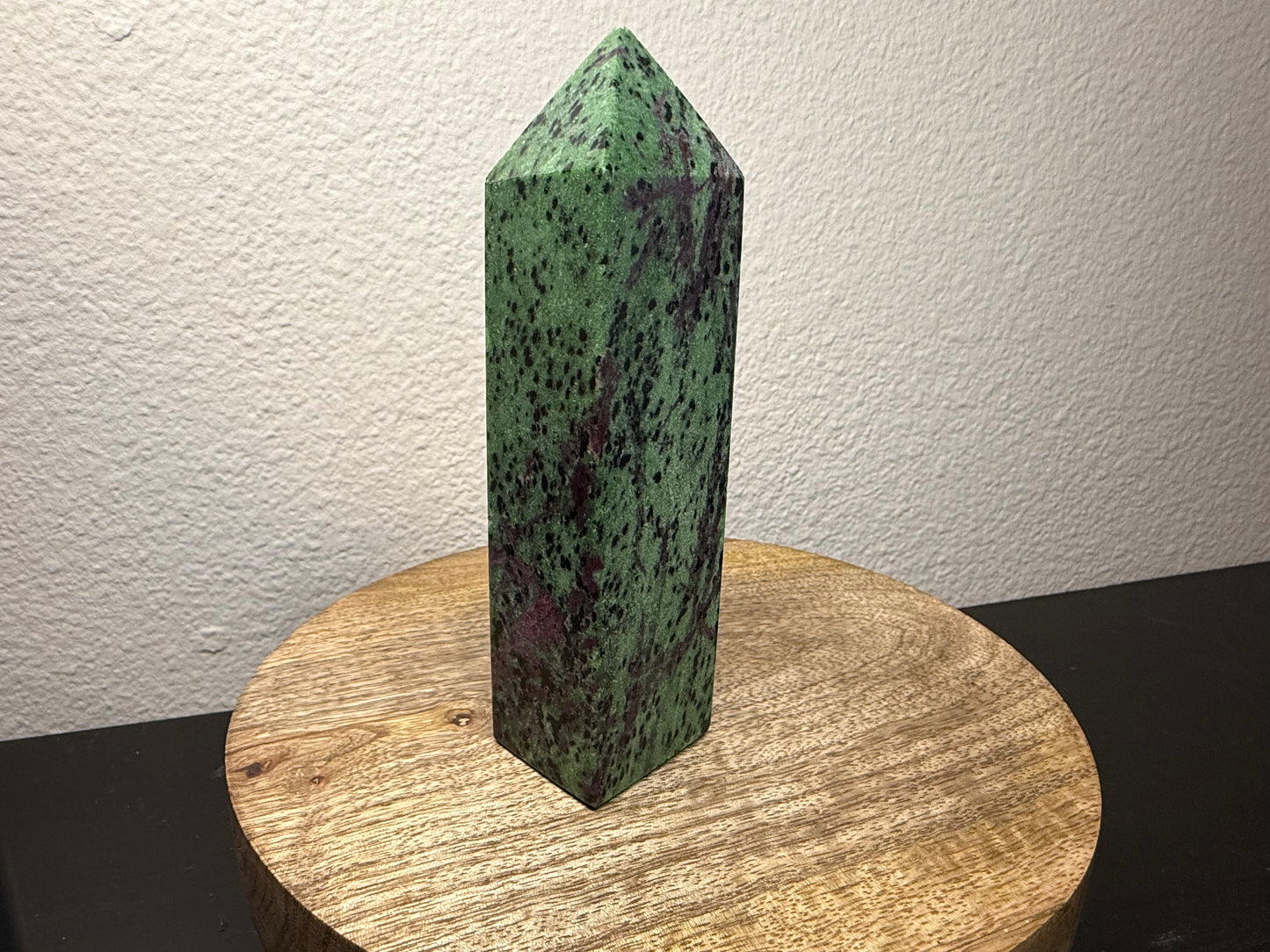 Ruby Zoisite Tower (520g) *UV REACTIVE*